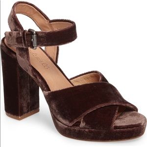 Madewell Vanessa Velvet Platform Heel